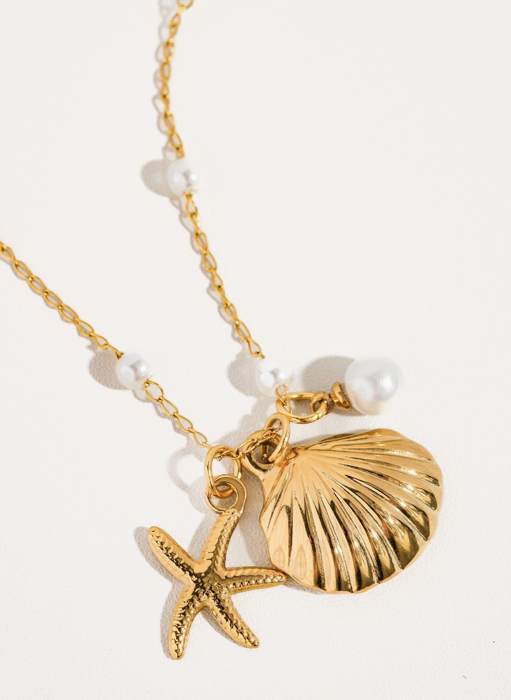 Coastal Cluster Necklace - Gold