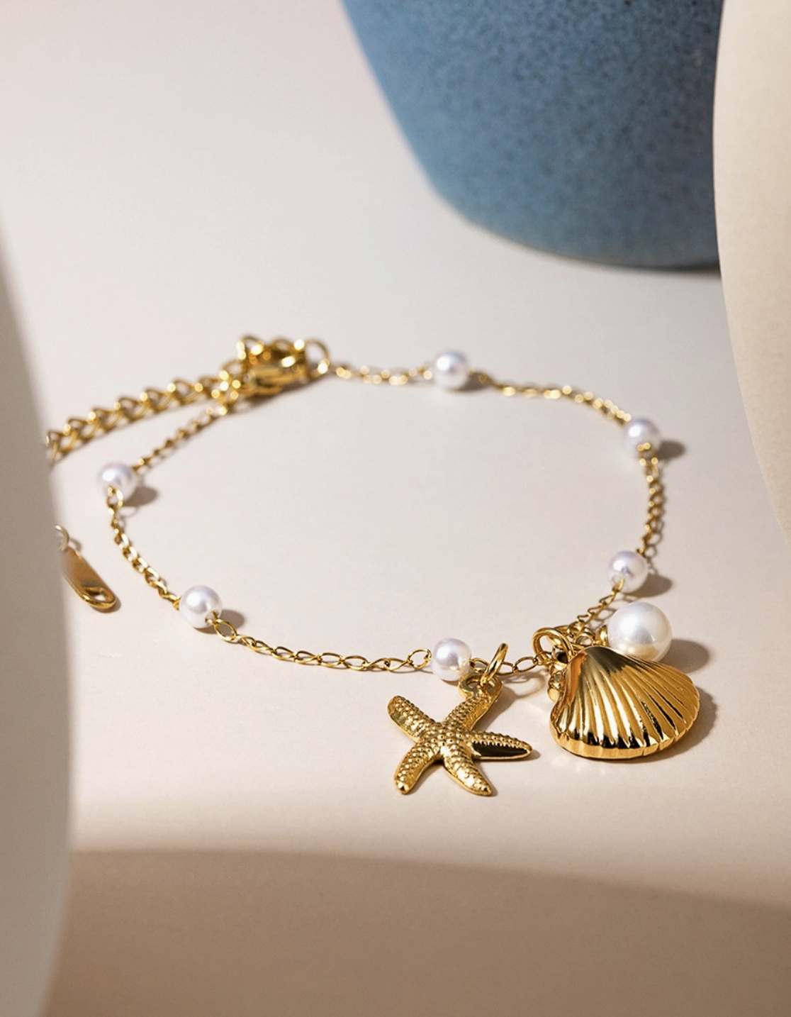 Coastal Cluster Necklace - Gold
