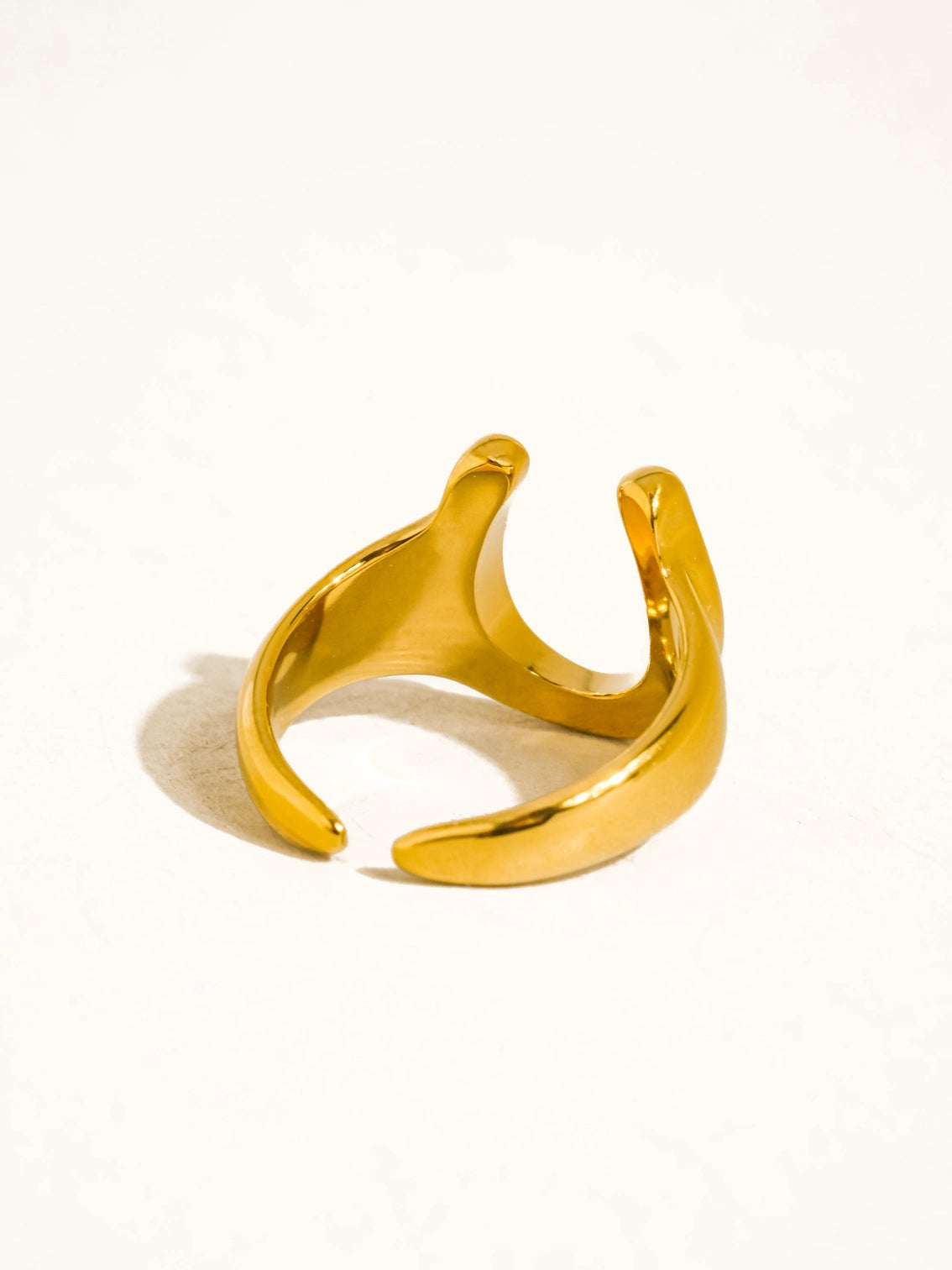 Clover Ring