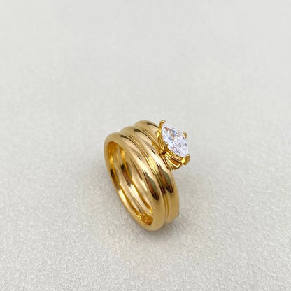 Abstract Ring - Size 7