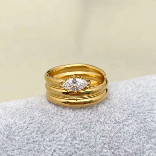 Abstract Ring - Size 7