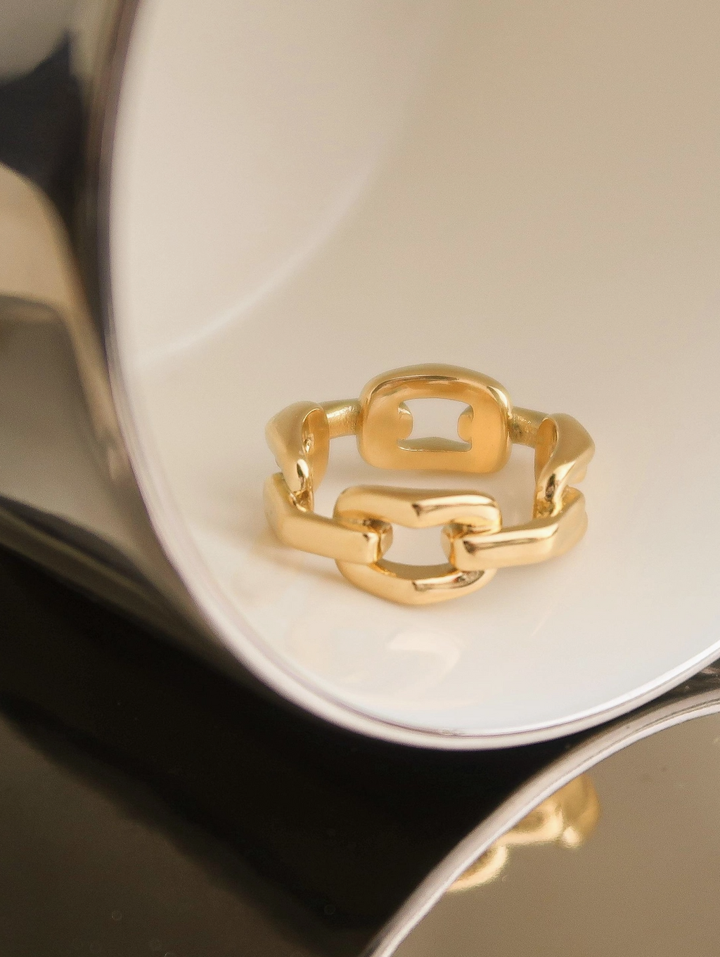 Cleo Chain Link Ring - Gold